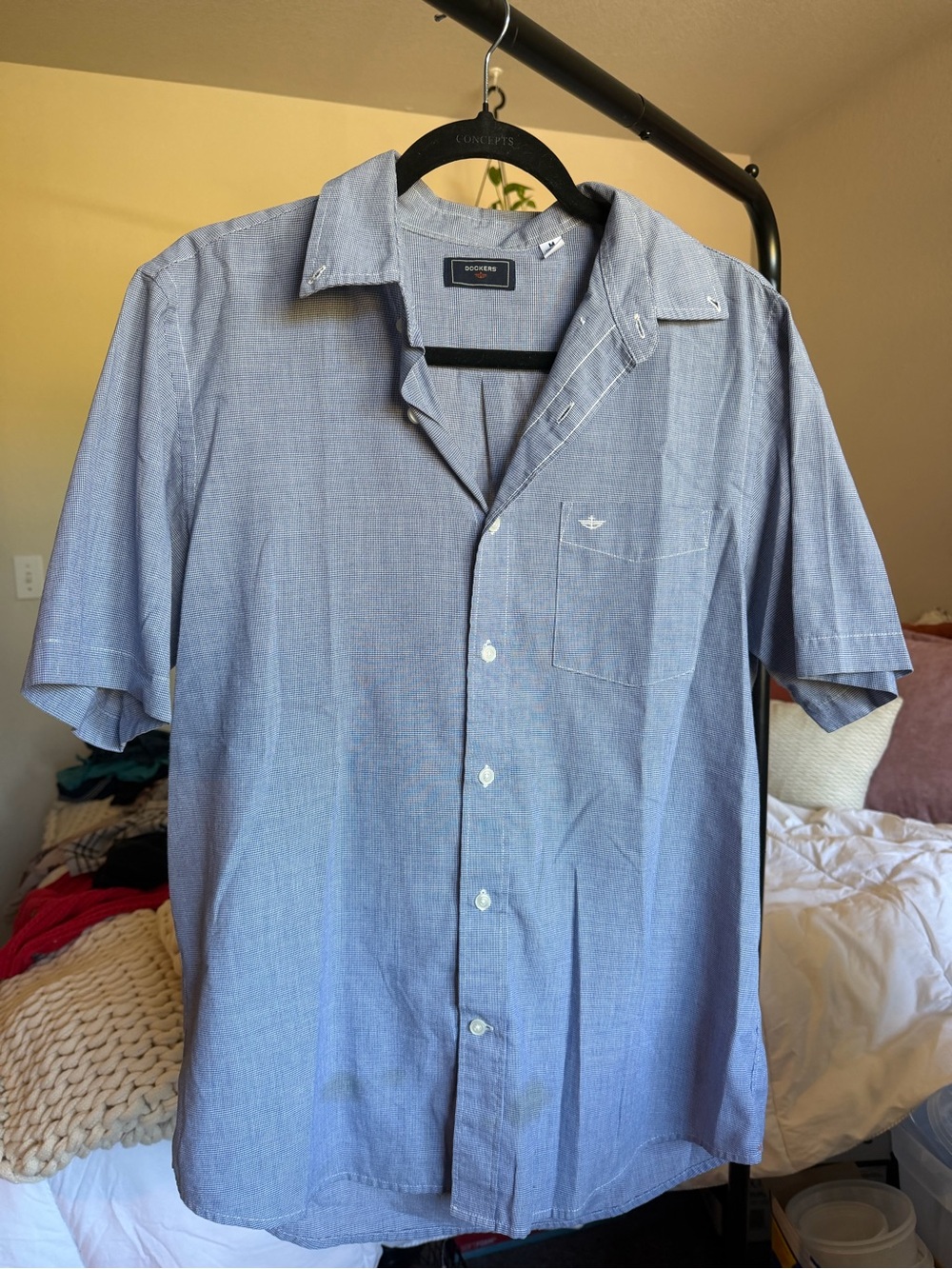 Dockers Men's Short-Sleeve Chambray Button-Up in Light Blue